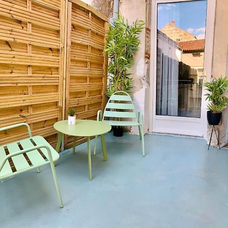 Le Dumon 2 - T2 Avec Garage - Terrasse - Wifi - Gare A 200M Apartment Agen Luaran gambar