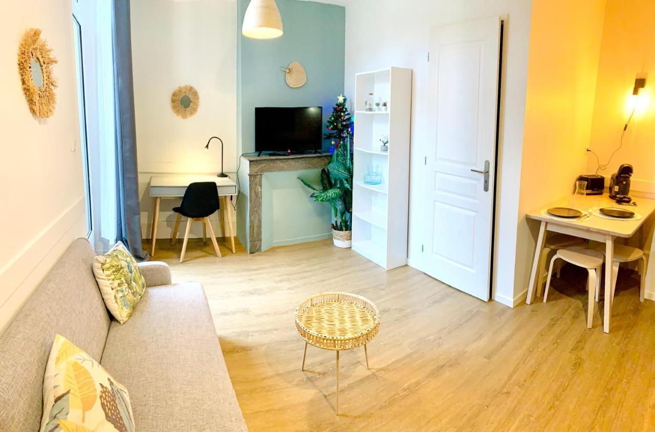 Le Dumon 2 - T2 Avec Garage - Terrasse - Wifi - Gare A 200M Apartment Agen Luaran gambar